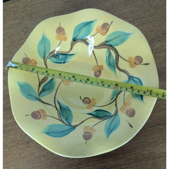 Vintage Gail Pittman Pottery Bowl Southern Living 2002 Signed Scalloped Yellow - Picture 6 of 7